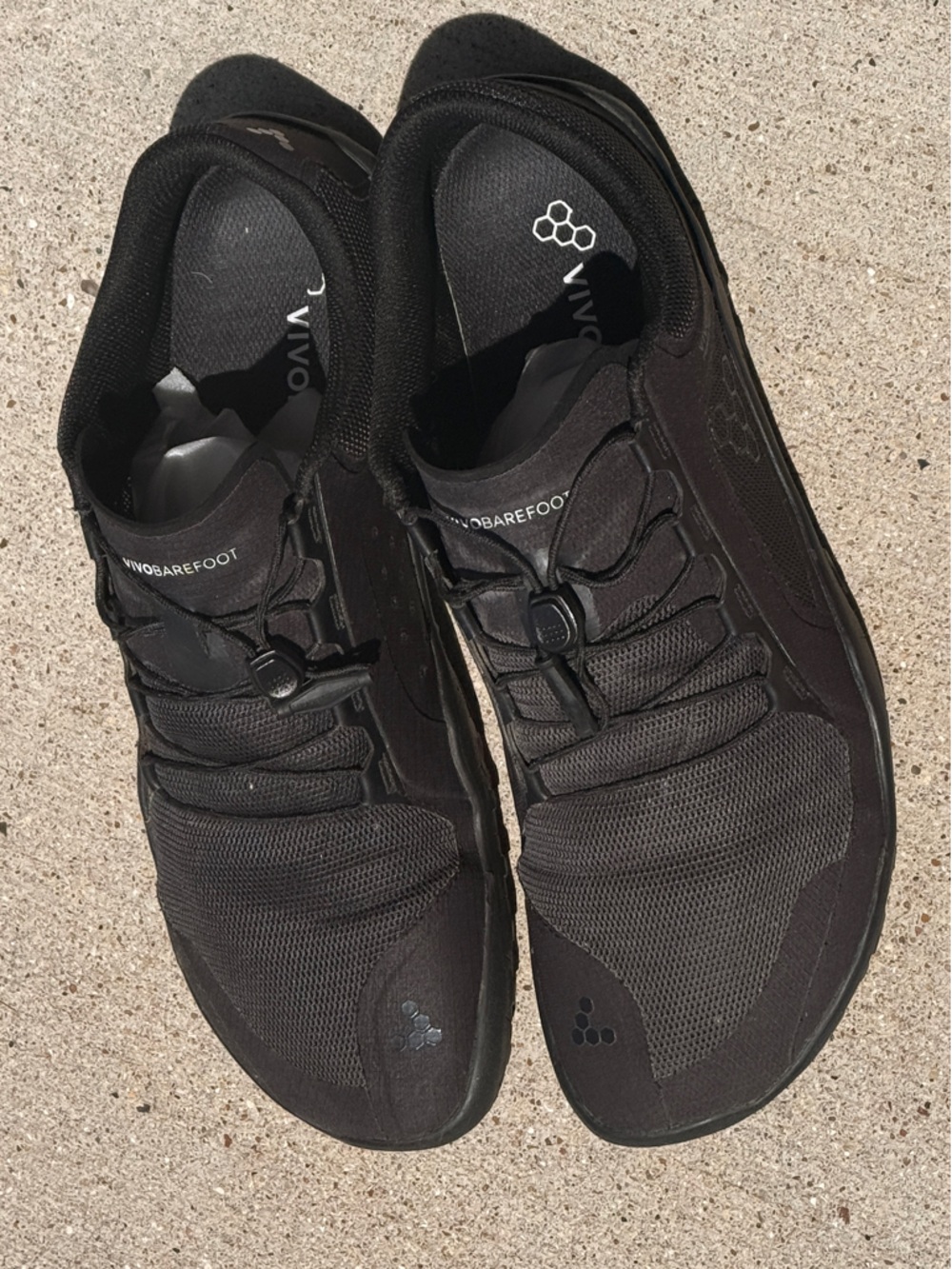 Vivo Barefoot Men’s Black Athletic Minimalist Trainer